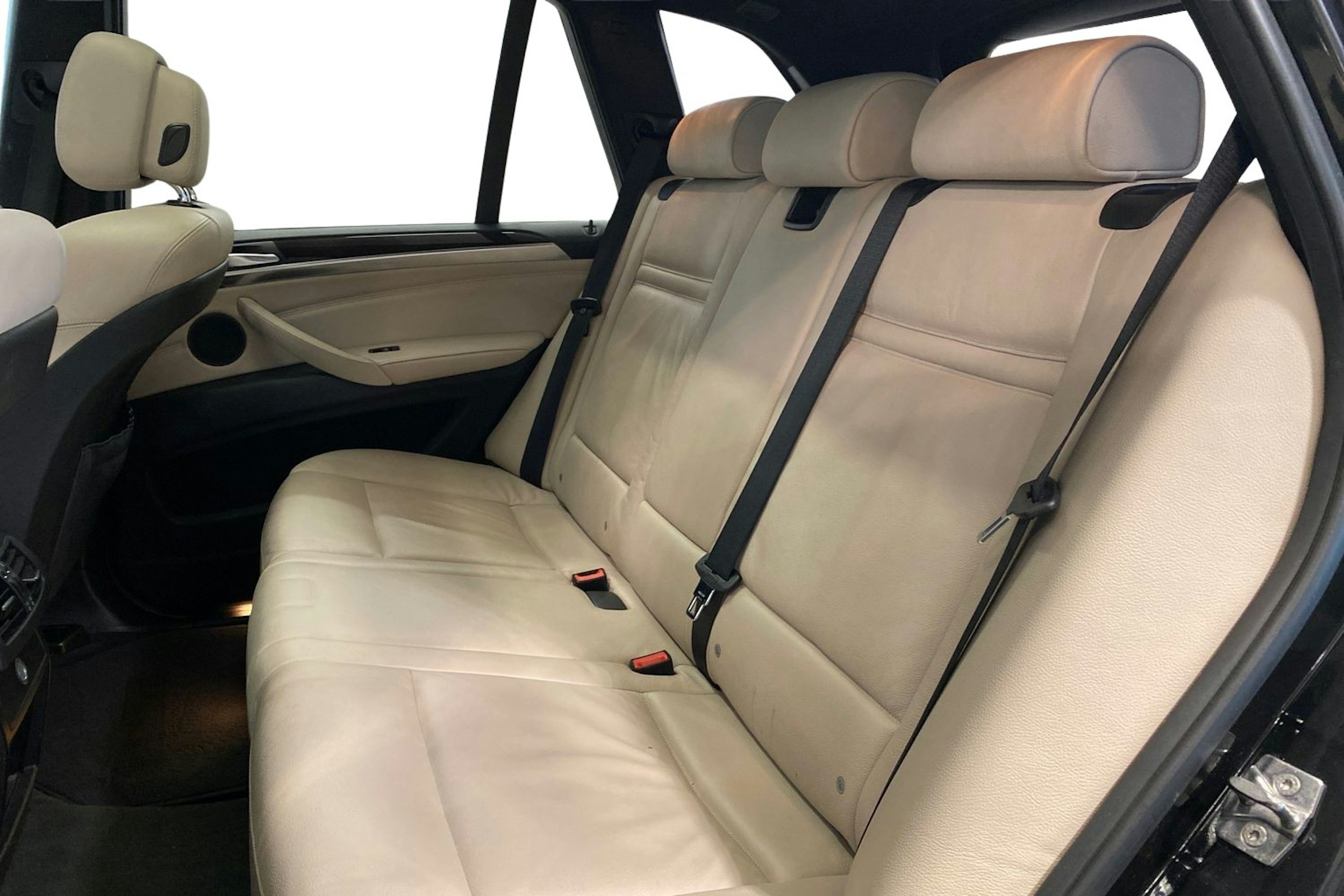 musta BMW X5 2011 kuva 8.
