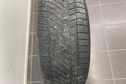 musta BMW X5 2011 kuva 11.