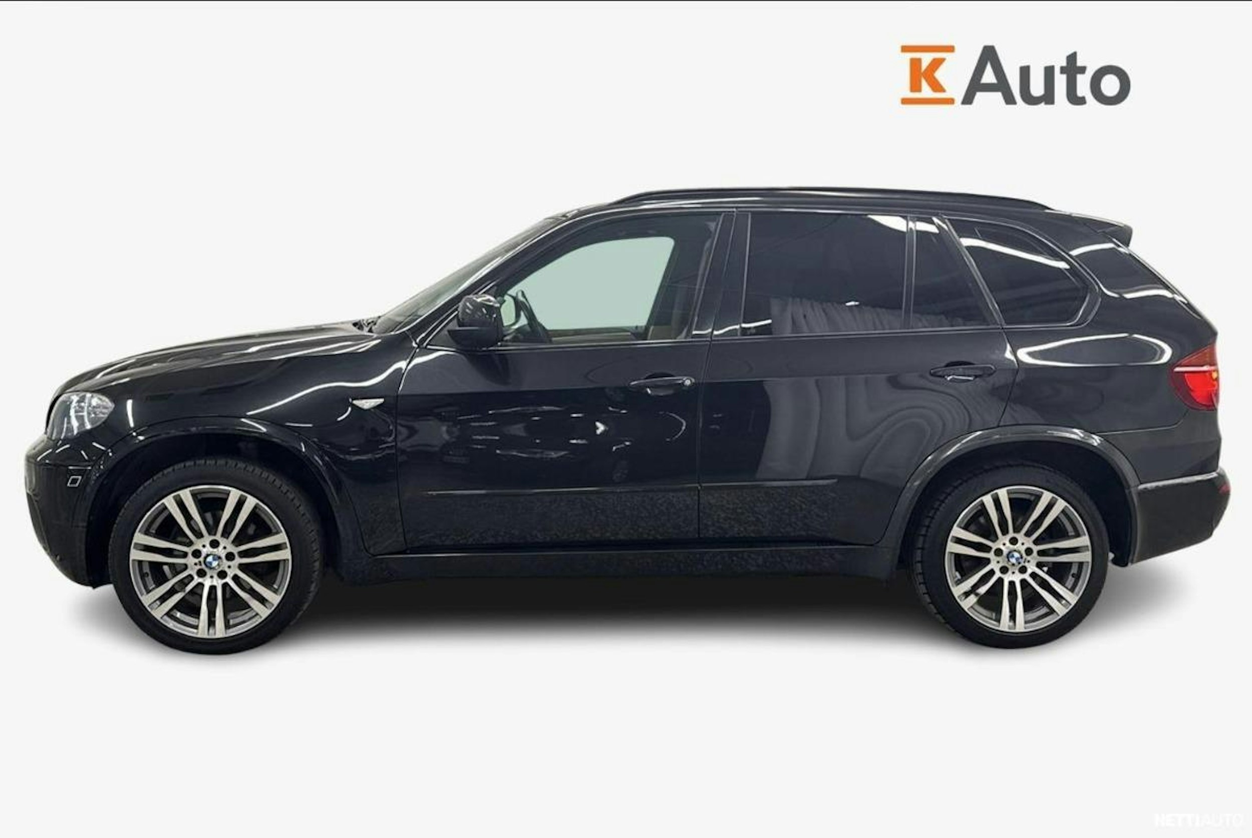 Musta BMW X5 2012 kuva 5.