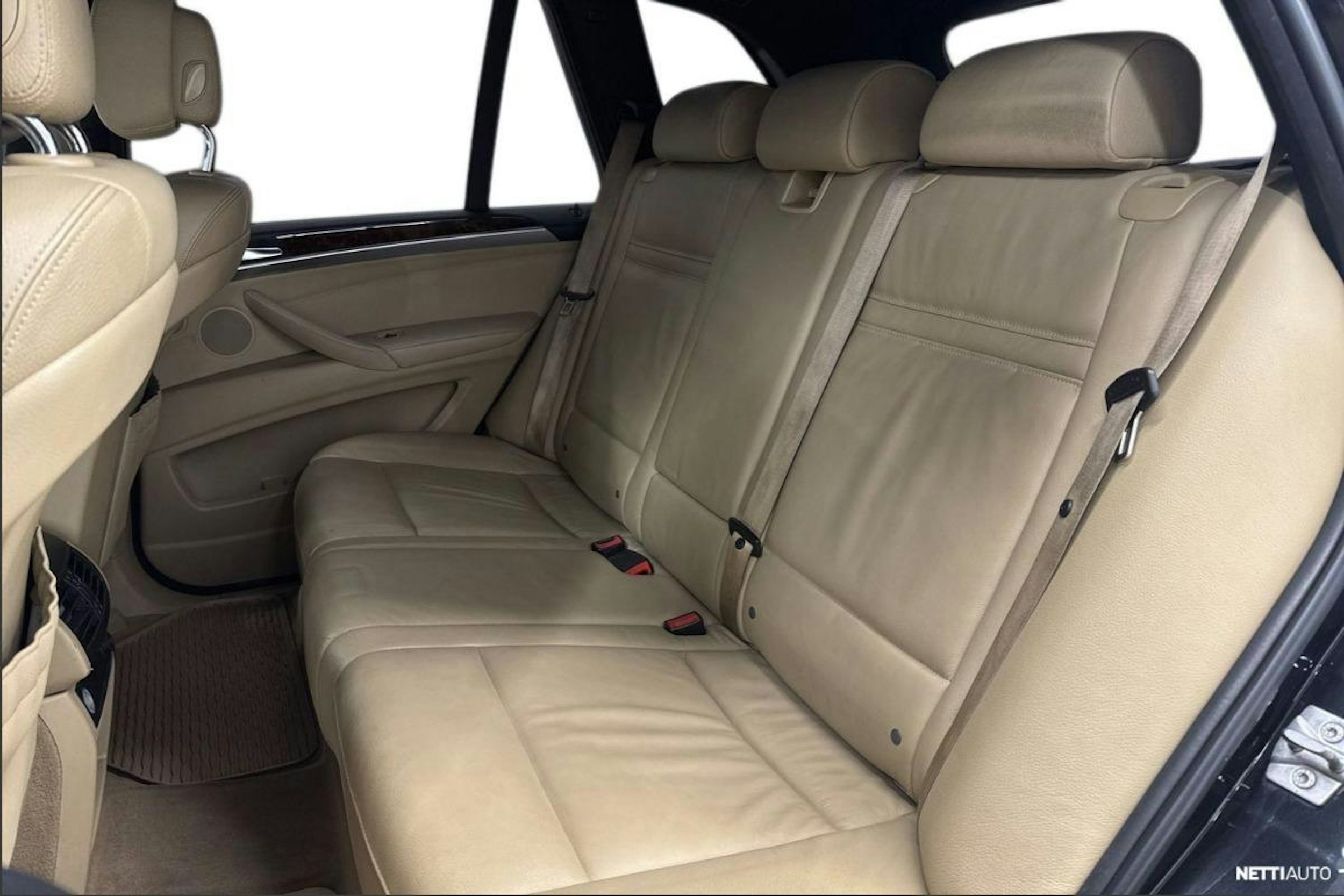 Musta BMW X5 2012 kuva 8.