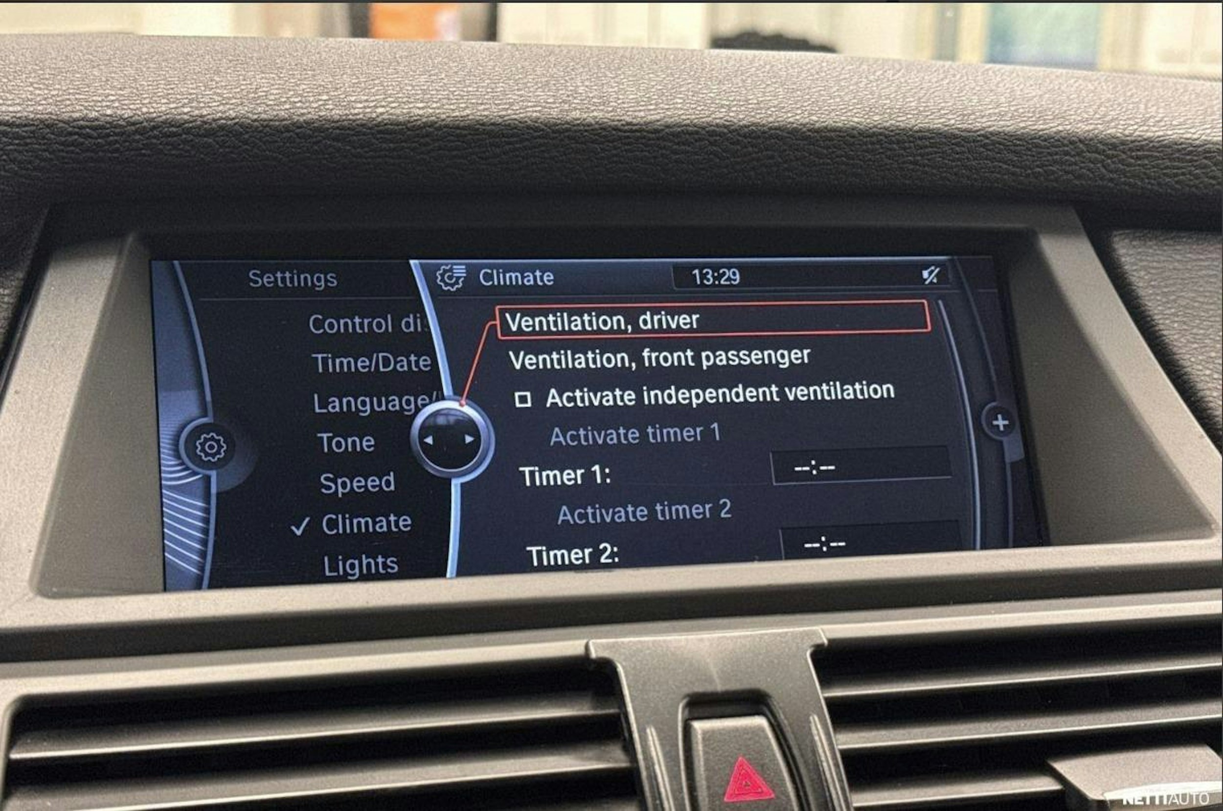 Musta BMW X5 2012 kuva 27.