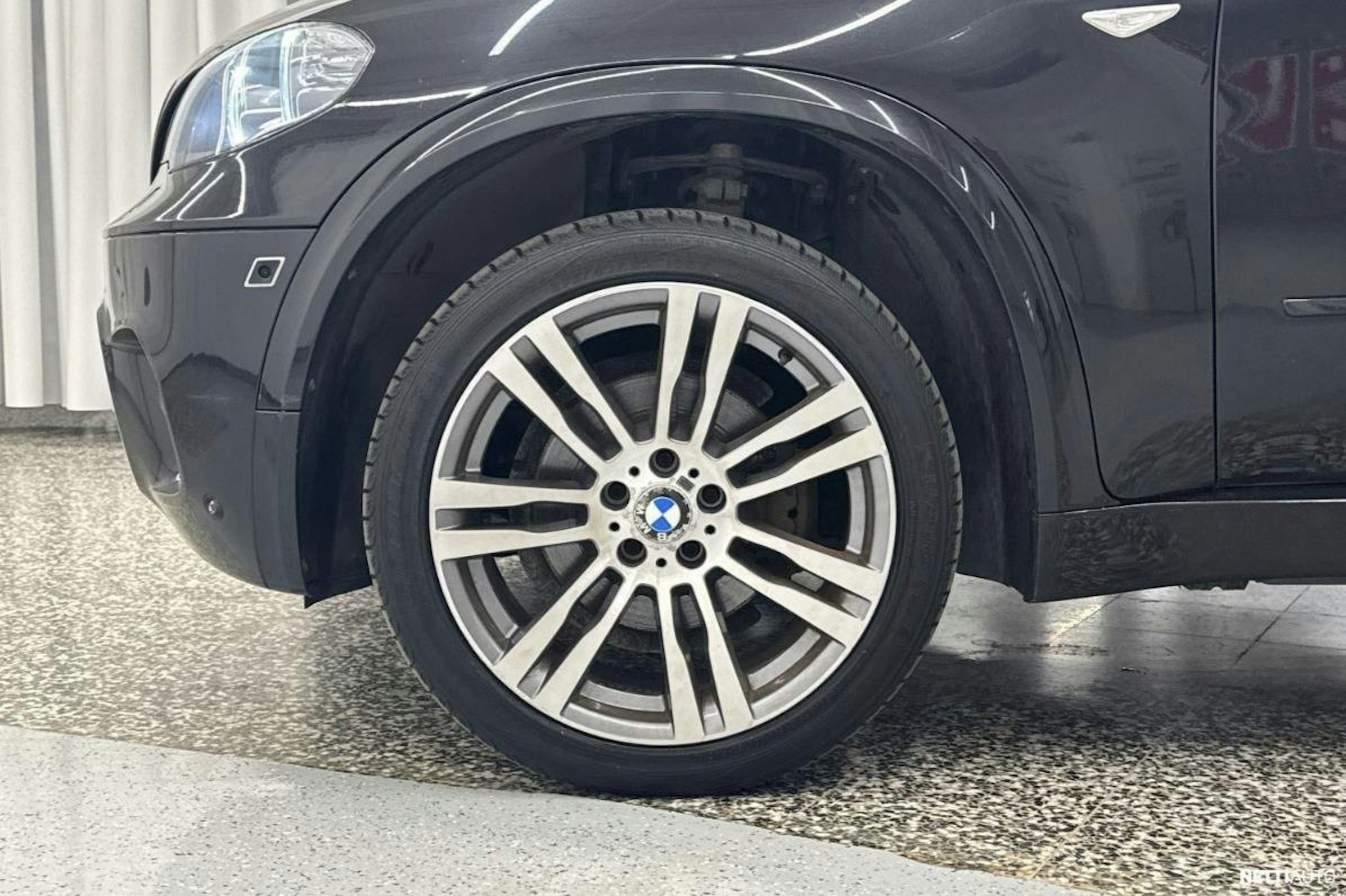Musta BMW X5 2012 kuva 33.