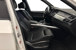 valkoinen BMW X5 2012 kuva 9.