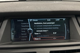 valkoinen BMW X5 2012 kuva 18.