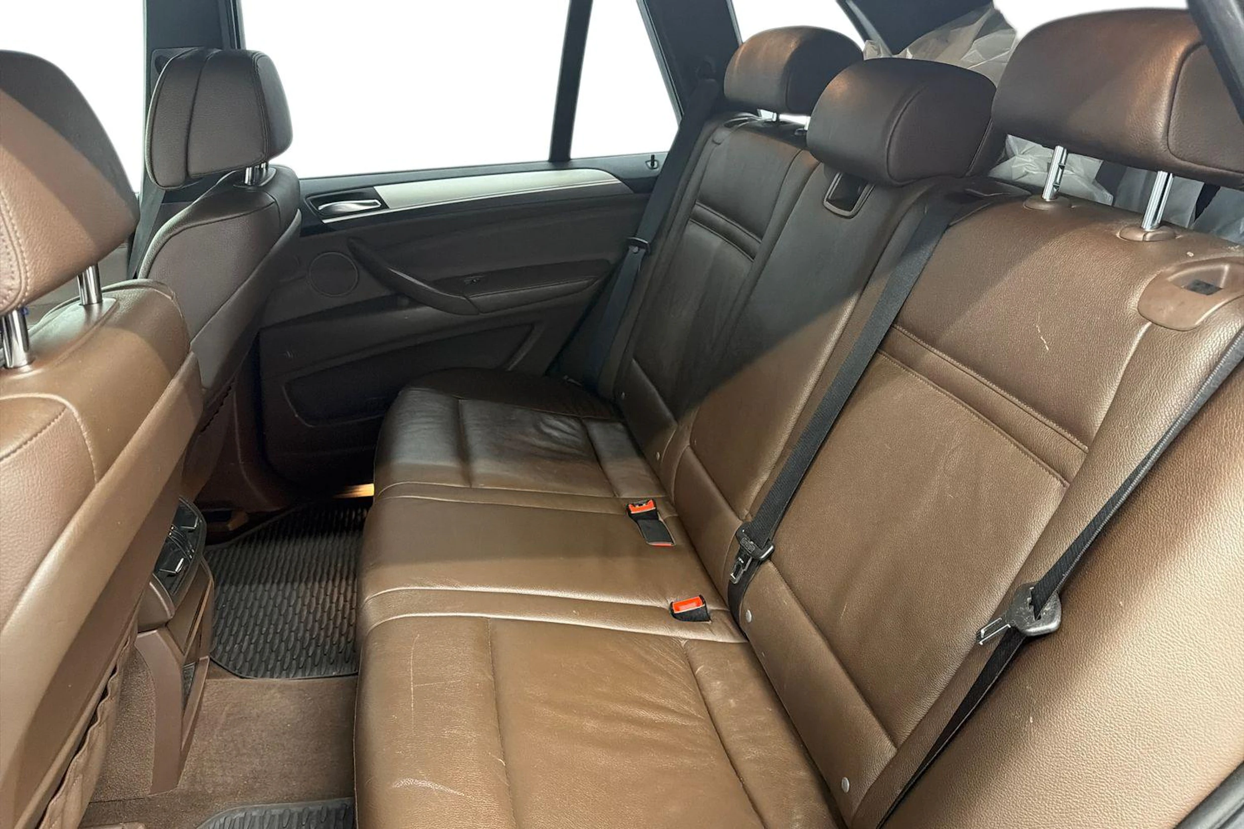 musta BMW X5 2013 kuva 11.