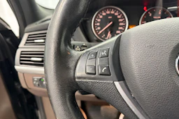 musta BMW X5 2013 kuva 22.