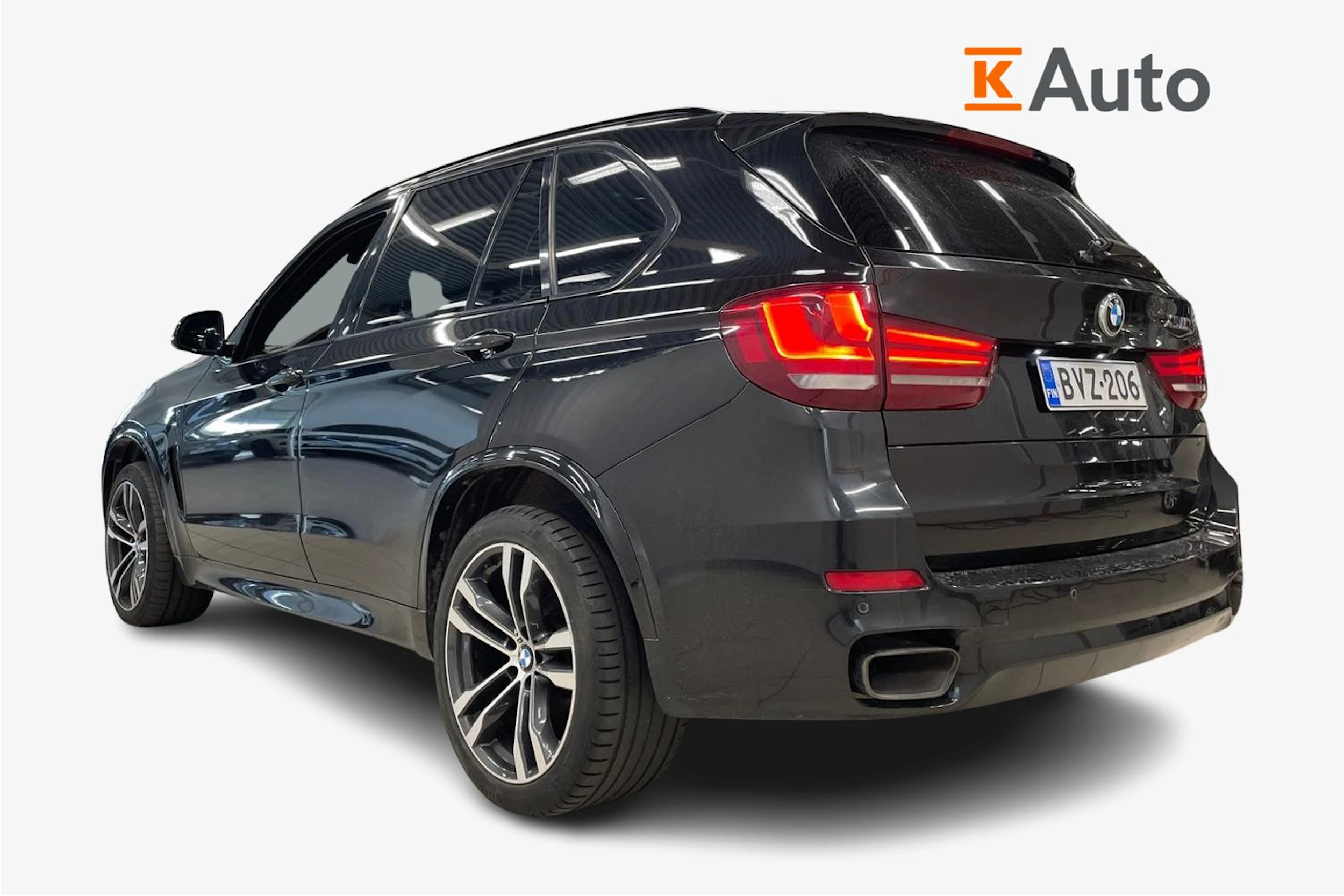 musta BMW X5 2014 kuva 2.