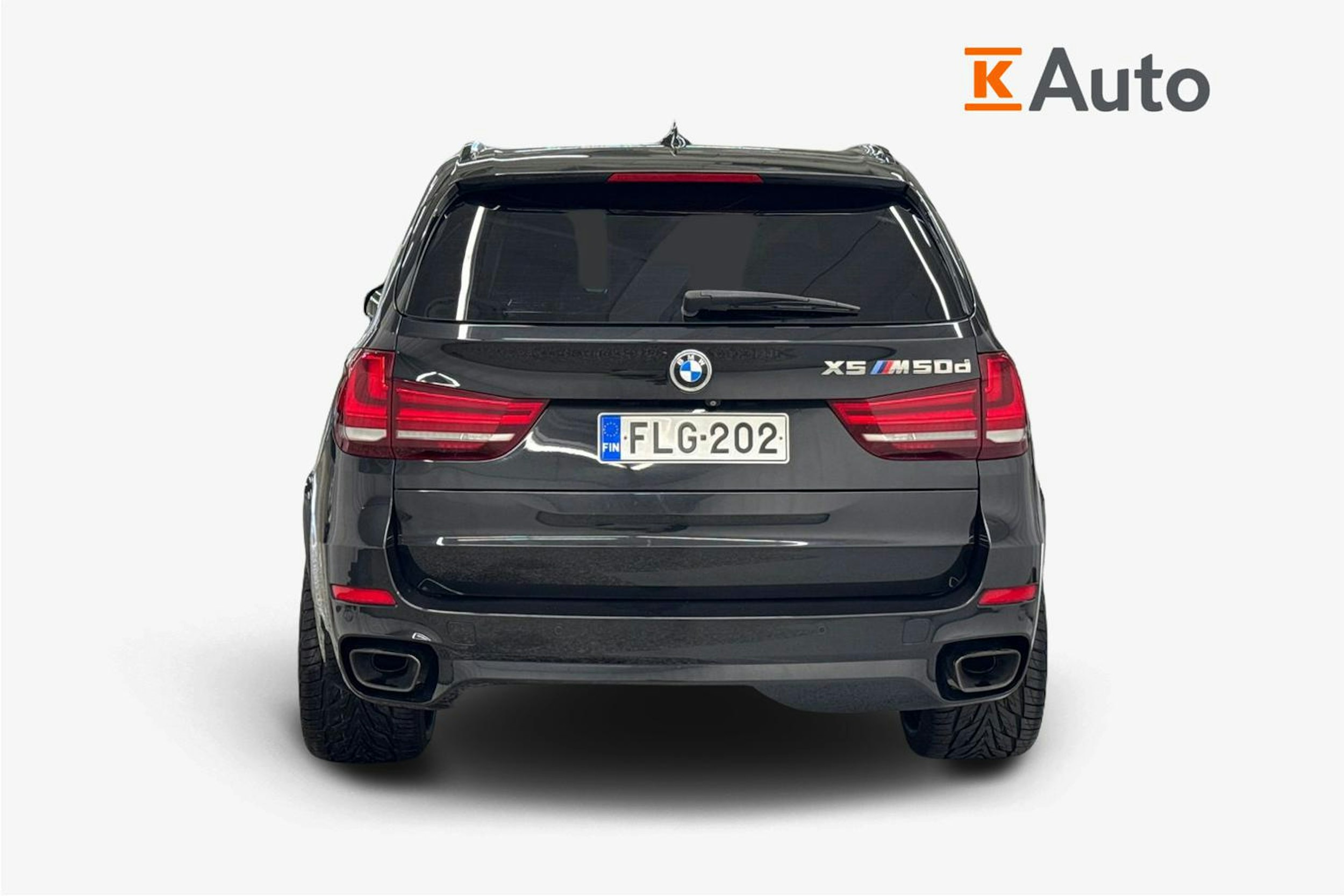 musta BMW X5 2014 kuva 3.
