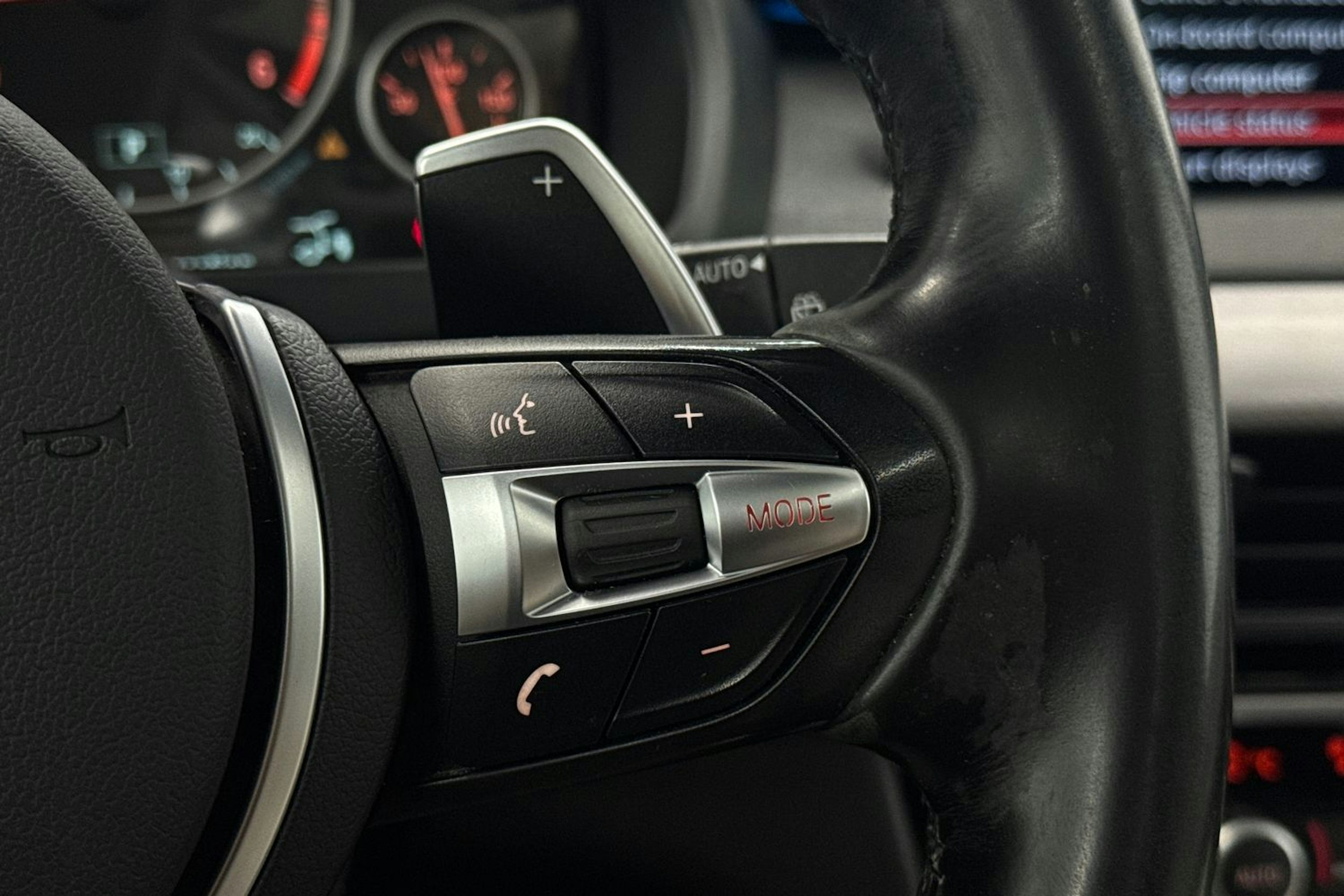musta BMW X5 2014 kuva 15.