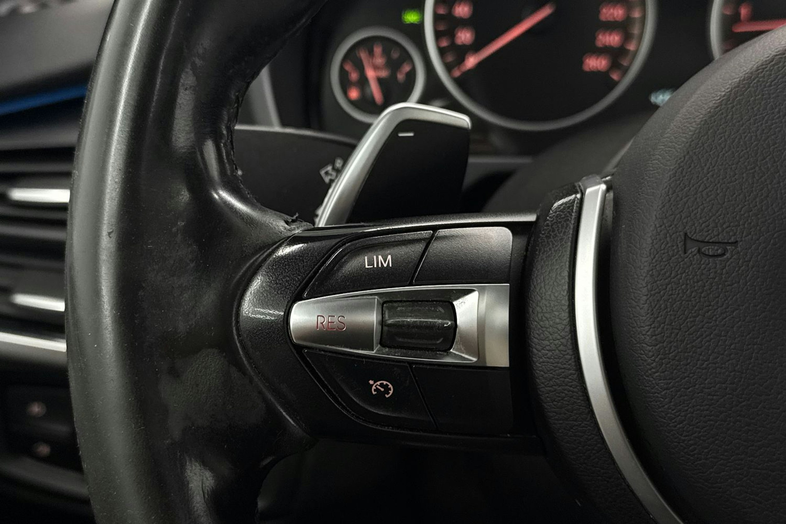 musta BMW X5 2014 kuva 16.