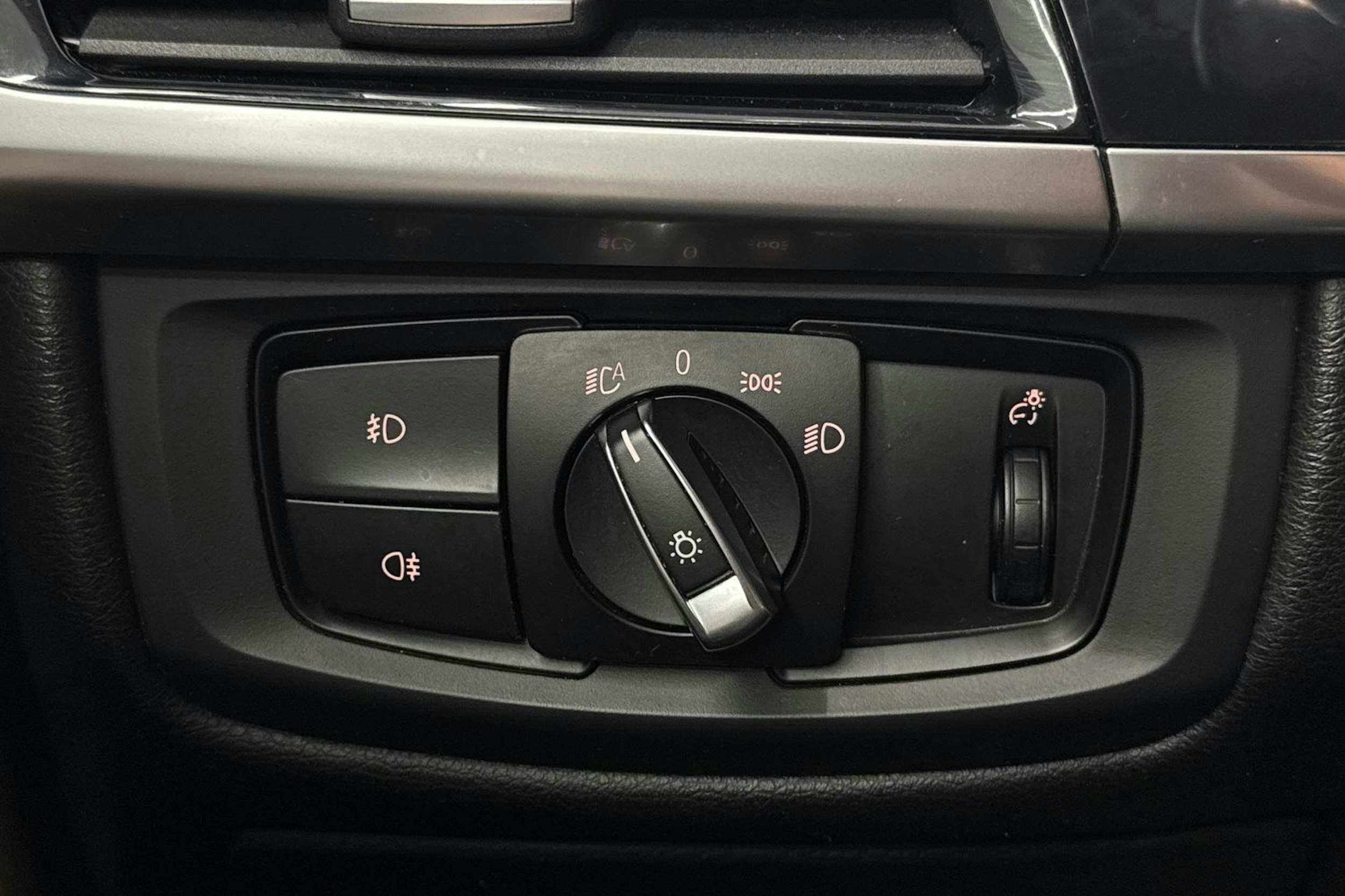 musta BMW X5 2014 kuva 19.