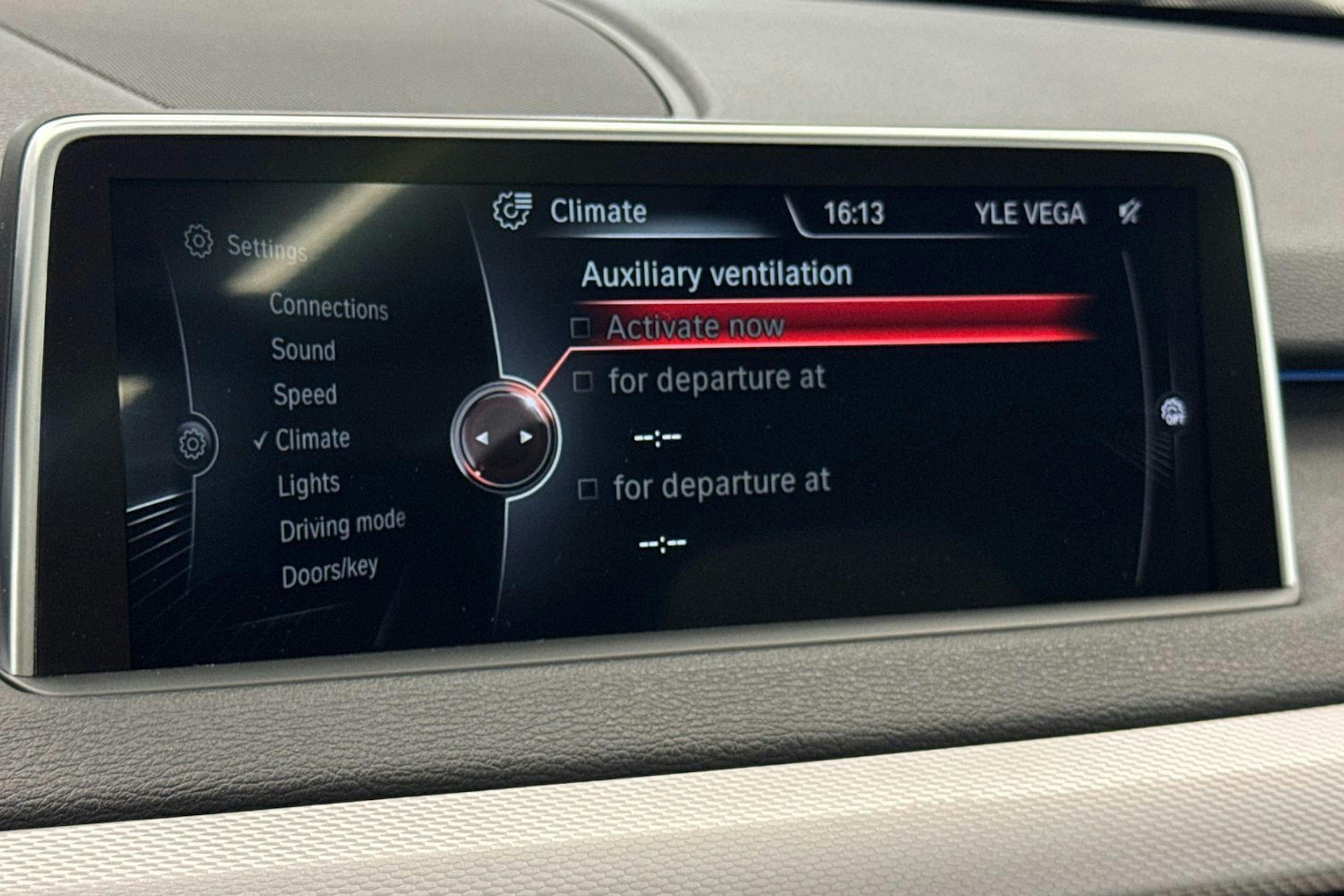 musta BMW X5 2014 kuva 28.