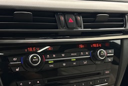 musta BMW X5 2014 kuva 31.
