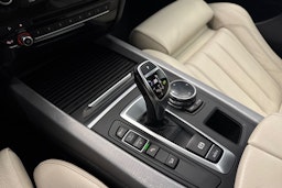 musta BMW X5 2014 kuva 33.