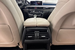 musta BMW X5 2014 kuva 39.