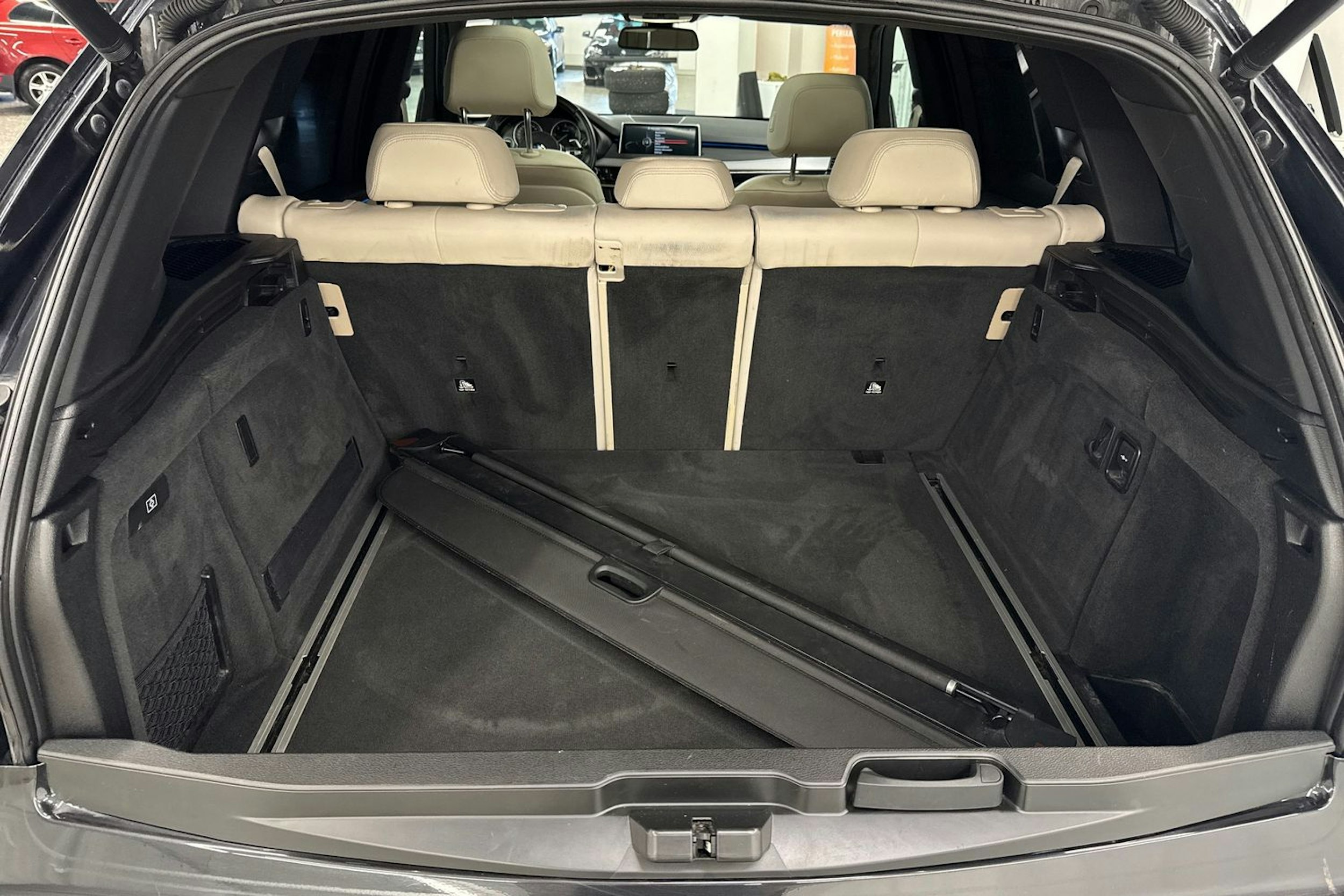 musta BMW X5 2014 kuva 41.