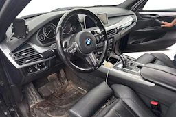 musta BMW X5 2014 kuva 3.