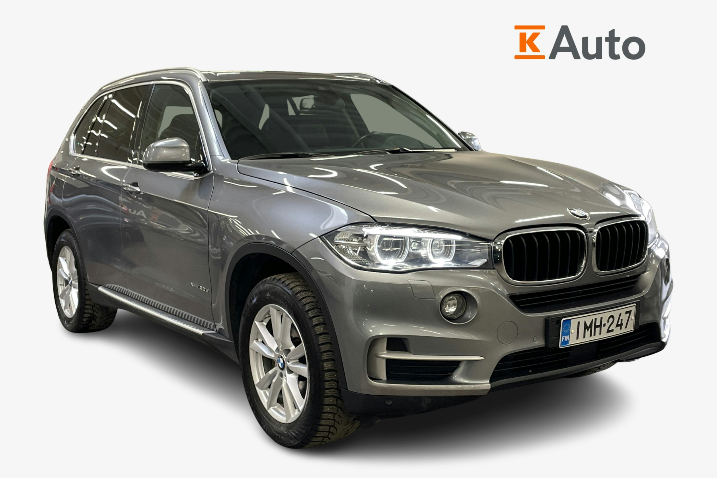 Harmaa BMW X5 2015 kuva 1.