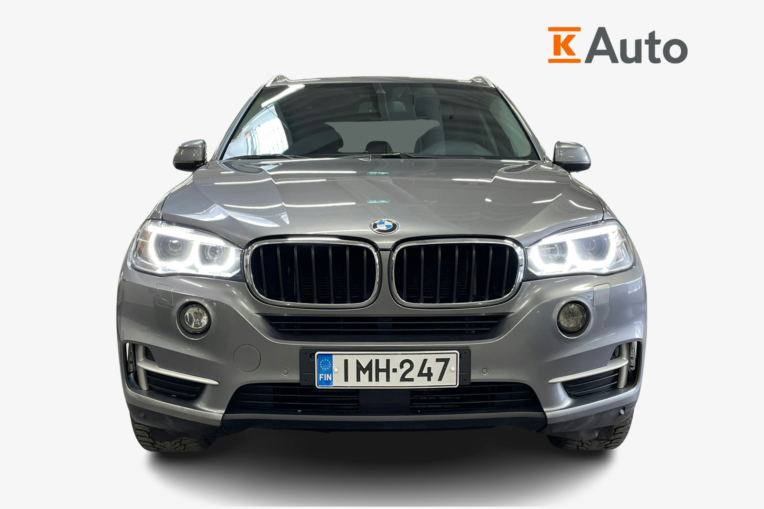 Harmaa BMW X5 2015 kuva 4.