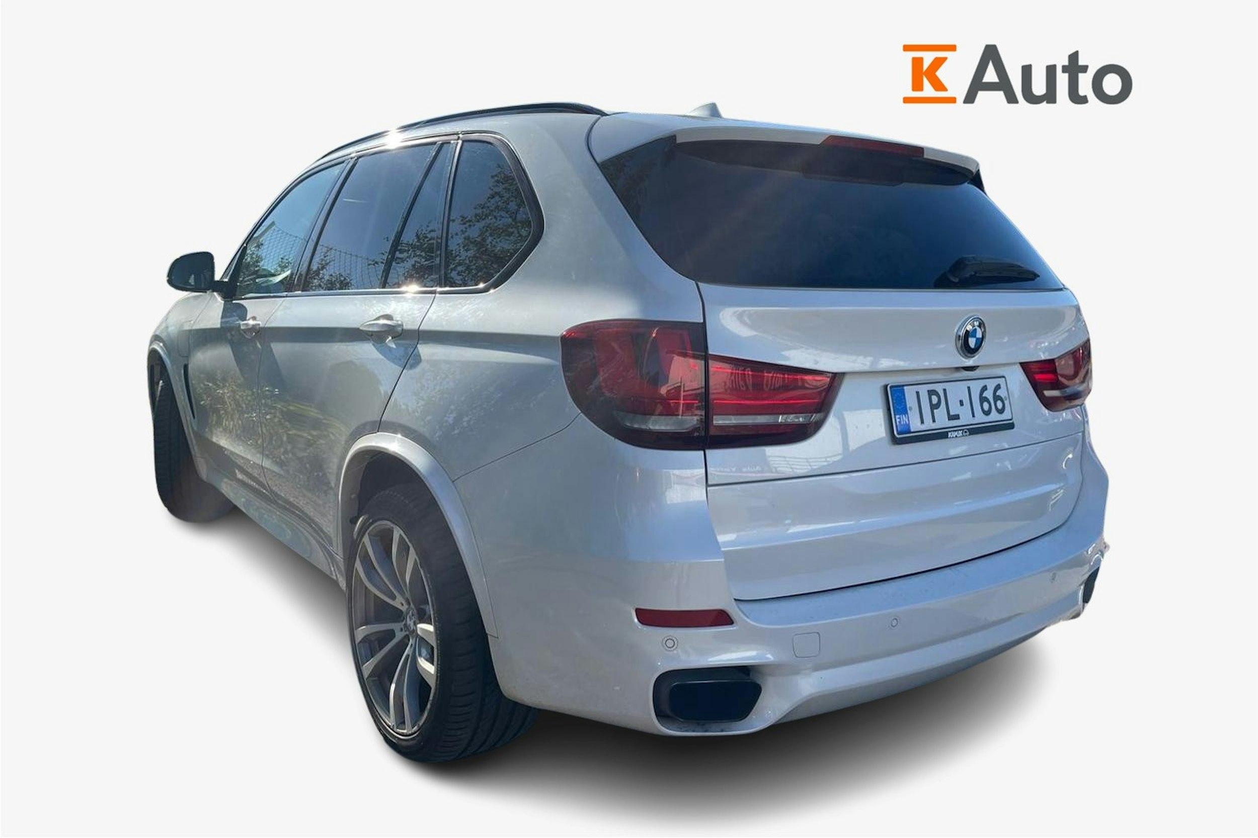 valkoinen BMW X5 2015 kuva 2.