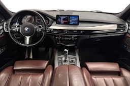 valkoinen BMW X5 2015 kuva 9.
