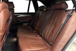 valkoinen BMW X5 2015 kuva 10.