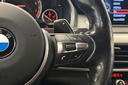 valkoinen BMW X5 2015 kuva 16.