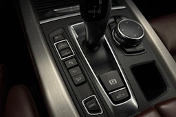 valkoinen BMW X5 2015 kuva 22.