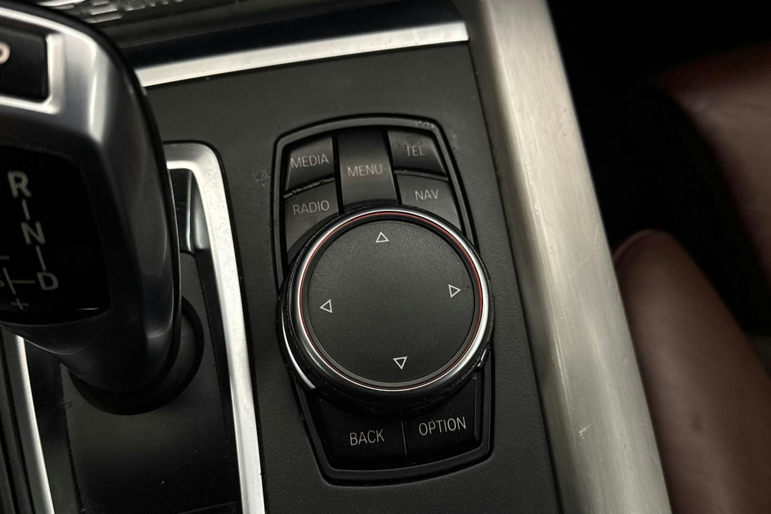 valkoinen BMW X5 2015 kuva 23.