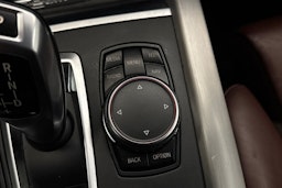 valkoinen BMW X5 2015 kuva 23.