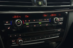 valkoinen BMW X5 2015 kuva 25.