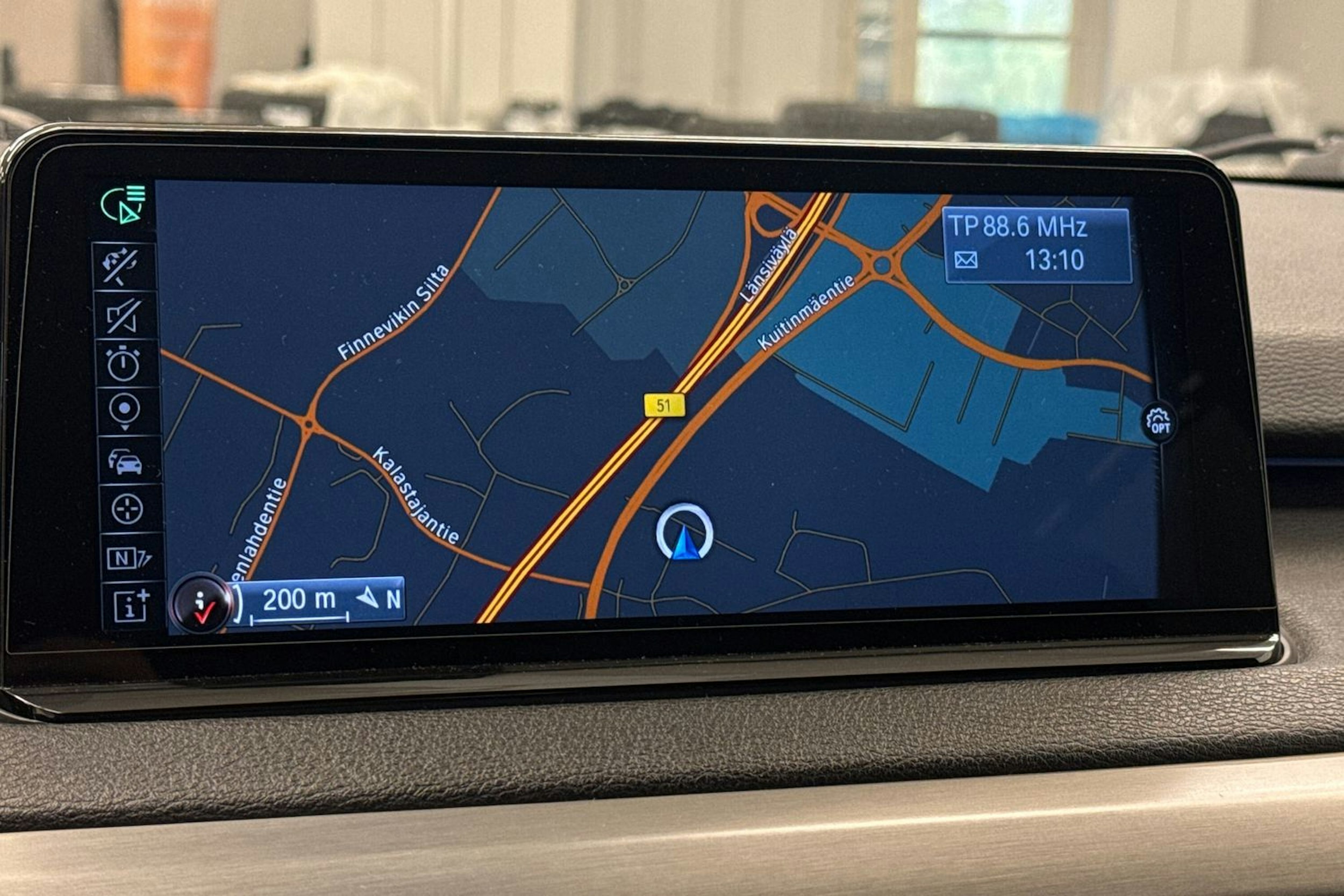 valkoinen BMW X5 2015 kuva 29.