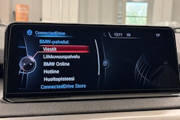valkoinen BMW X5 2015 kuva 33.