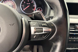 valkoinen BMW X5 2015 kuva 12.