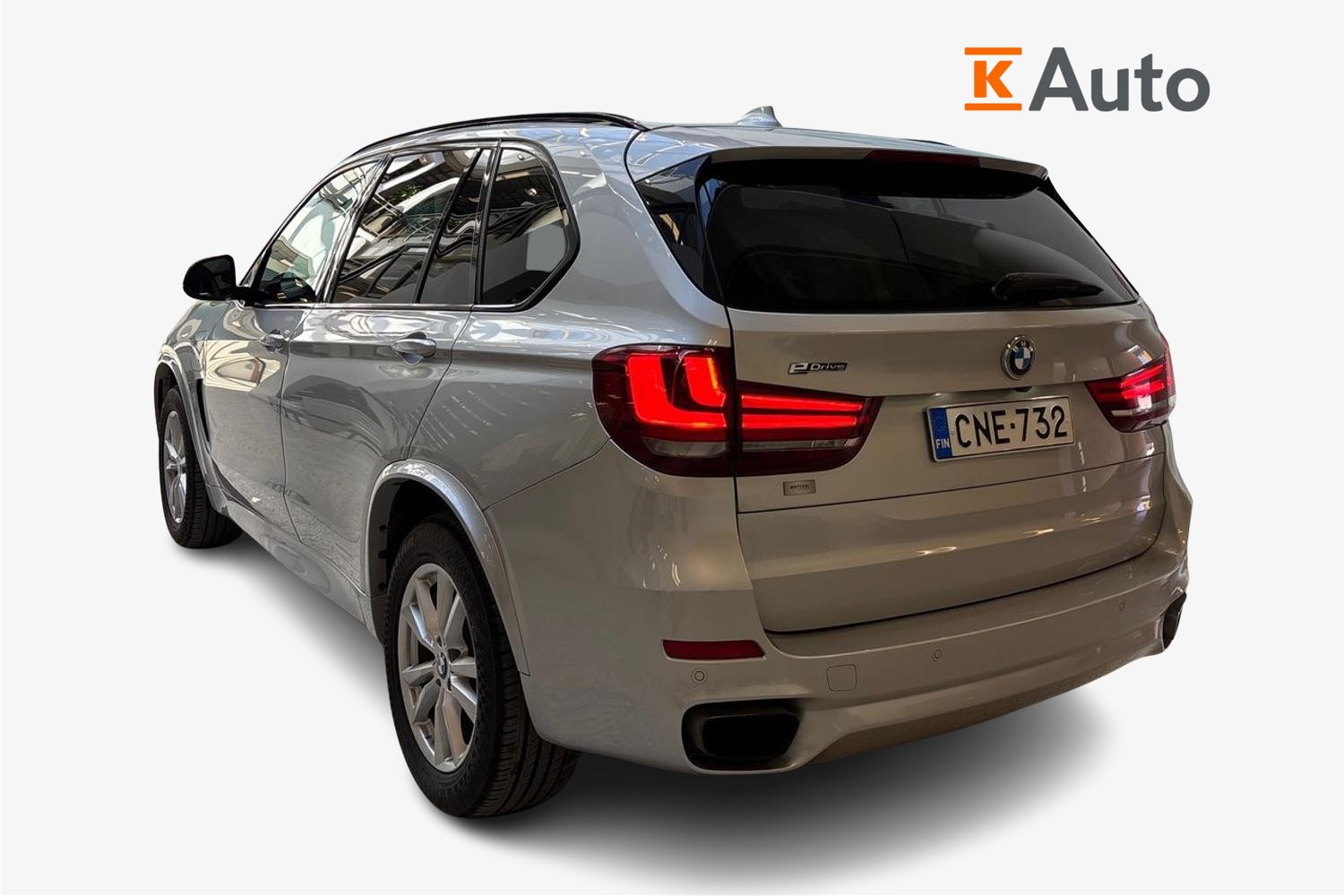 BMW X5 F15 xDrive40e A M Sport SOH: 81% 2016, kuva 2/24