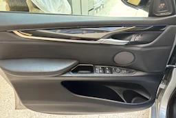 hopea BMW X5 2016 kuva 19.