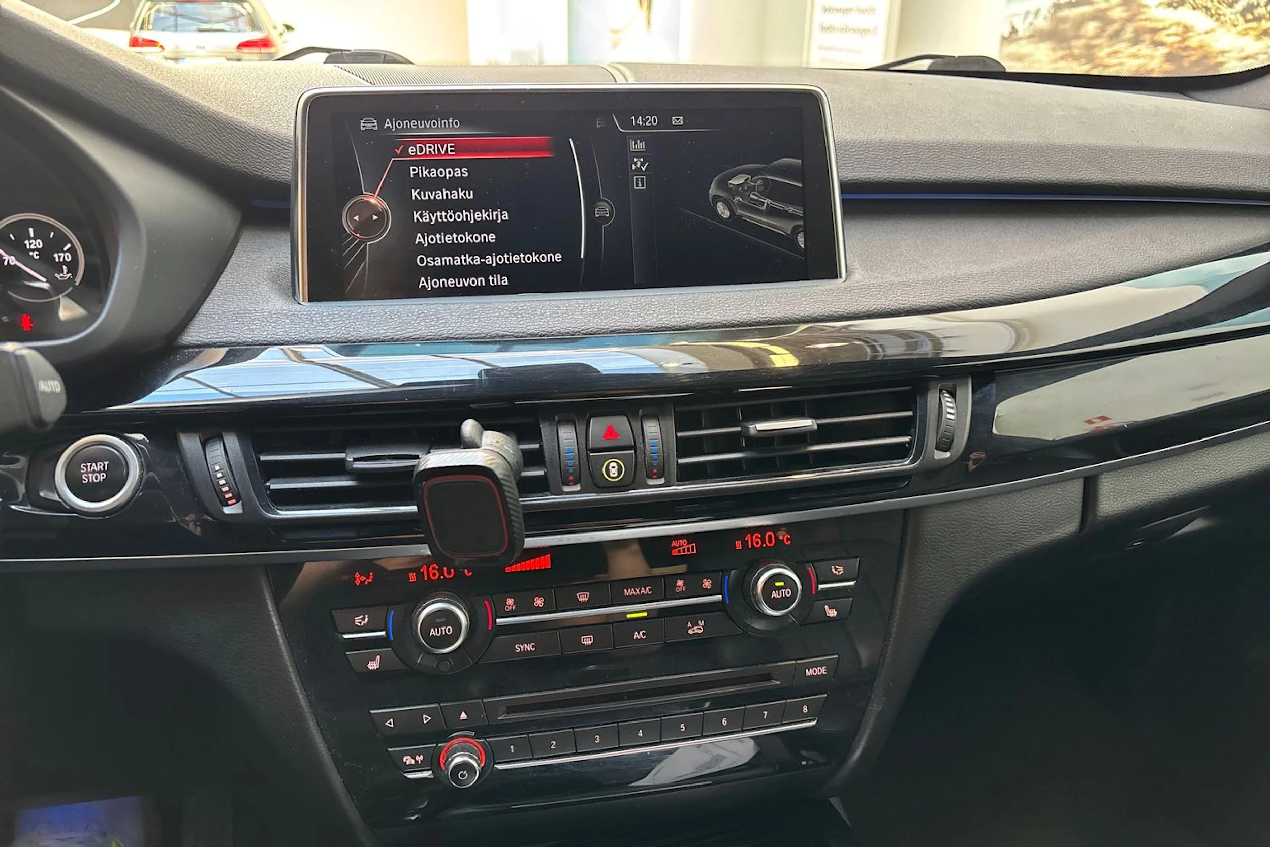 hopea BMW X5 2016 kuva 25.