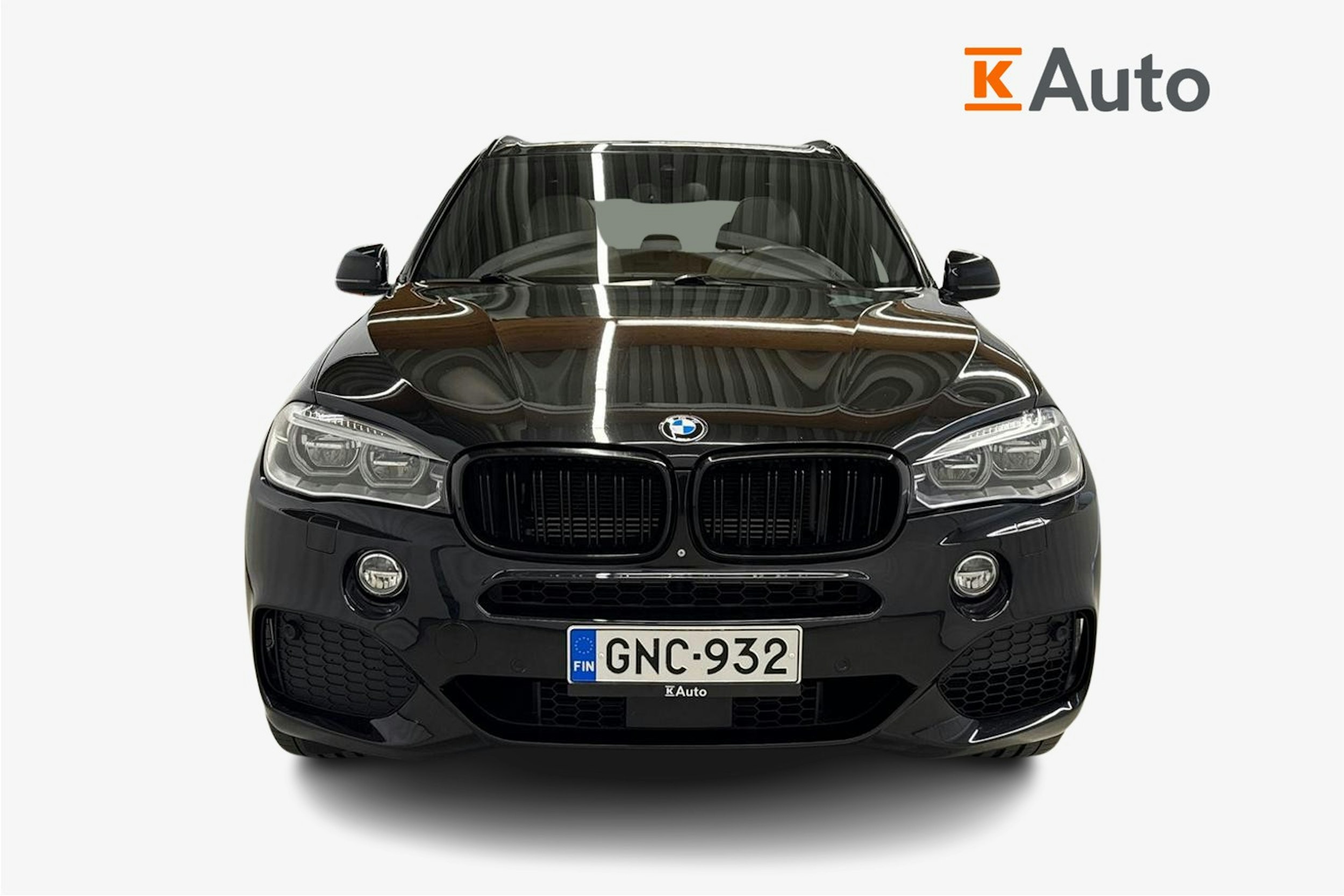 musta BMW X5 2016 kuva 5.