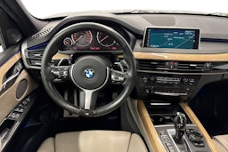 musta BMW X5 2016 kuva 9.