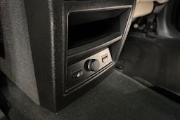 musta BMW X5 2016 kuva 14.