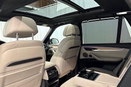 musta BMW X5 2016 kuva 15.