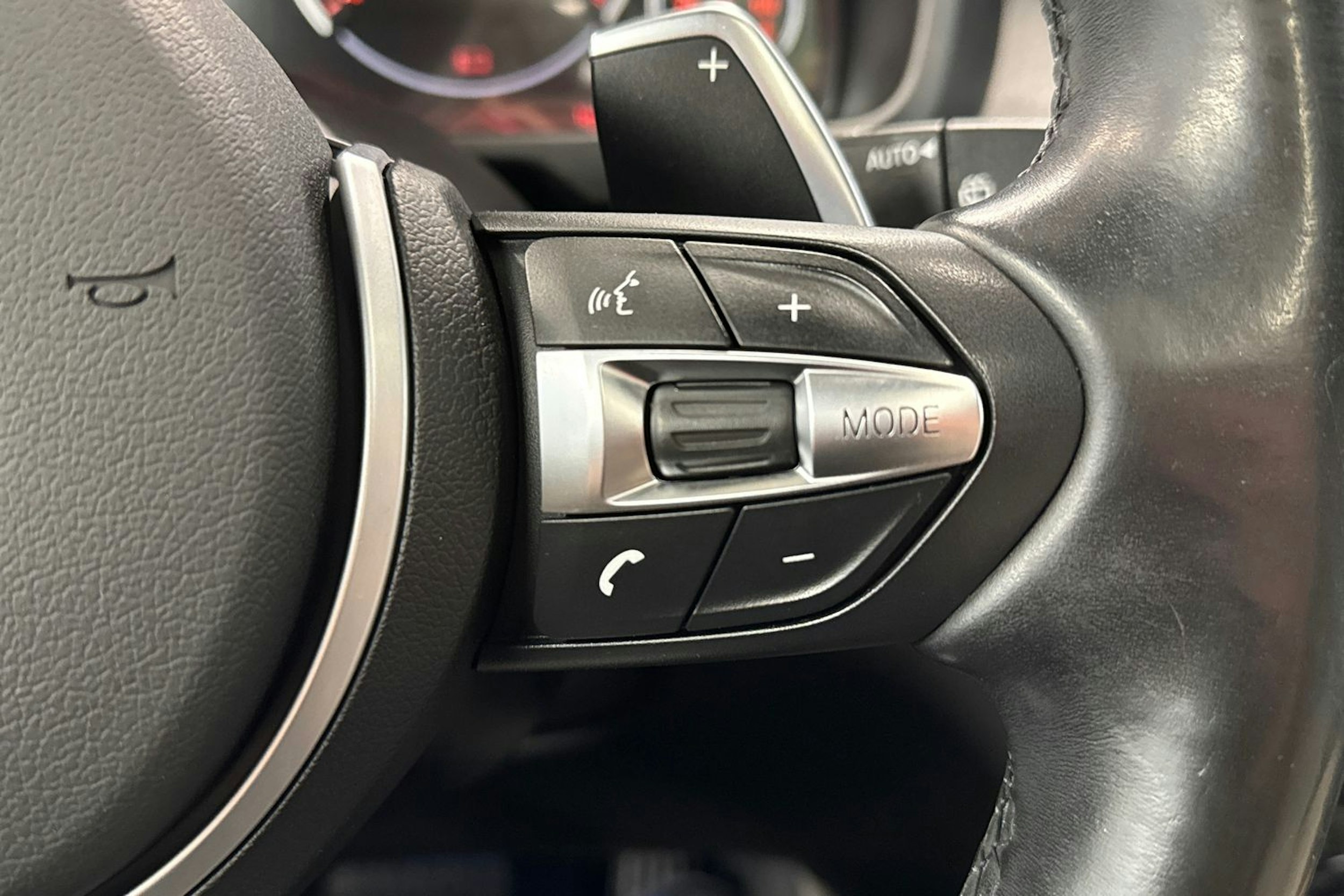 musta BMW X5 2016 kuva 24.