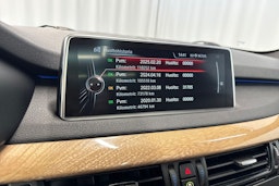 musta BMW X5 2016 kuva 30.
