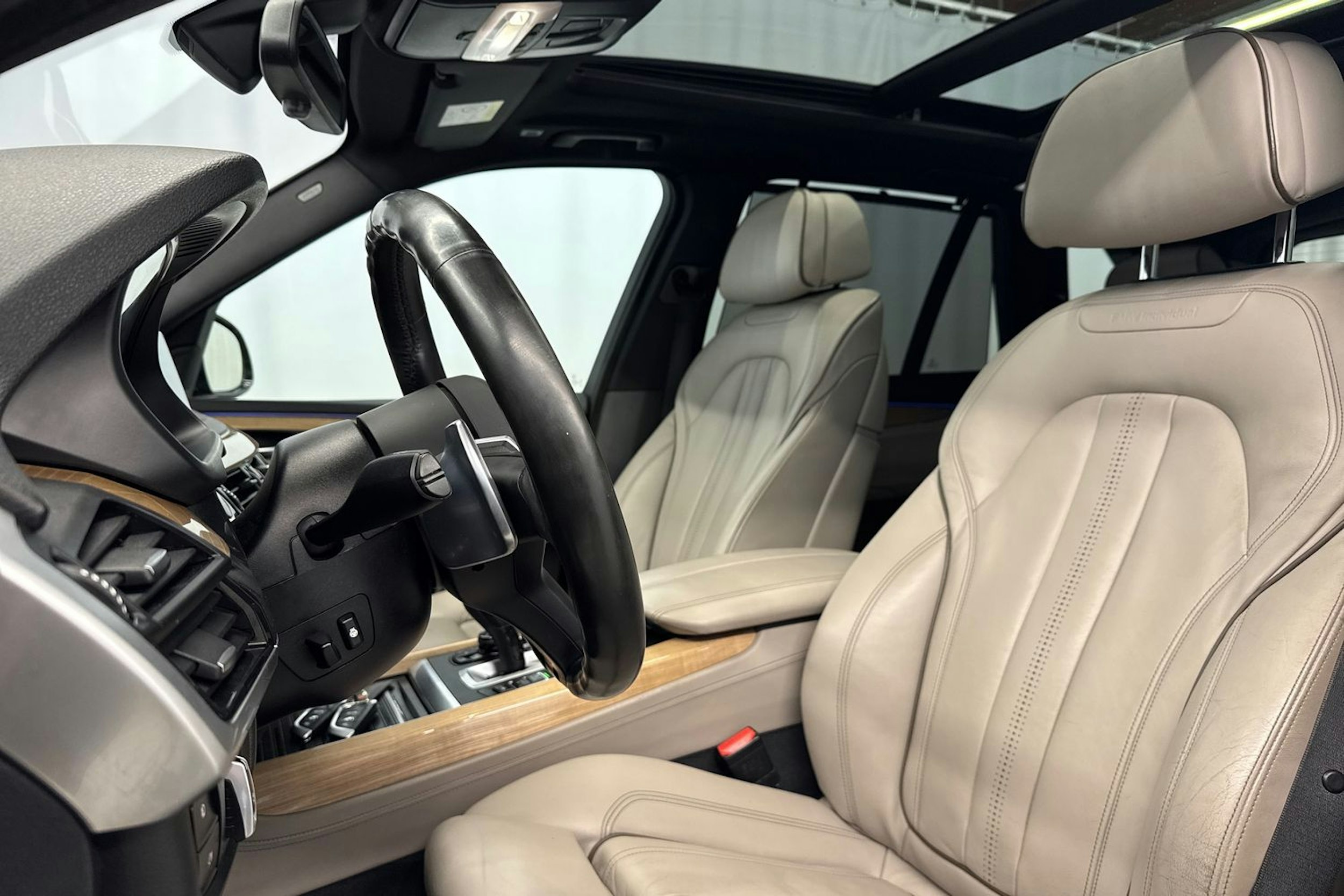 musta BMW X5 2016 kuva 36.