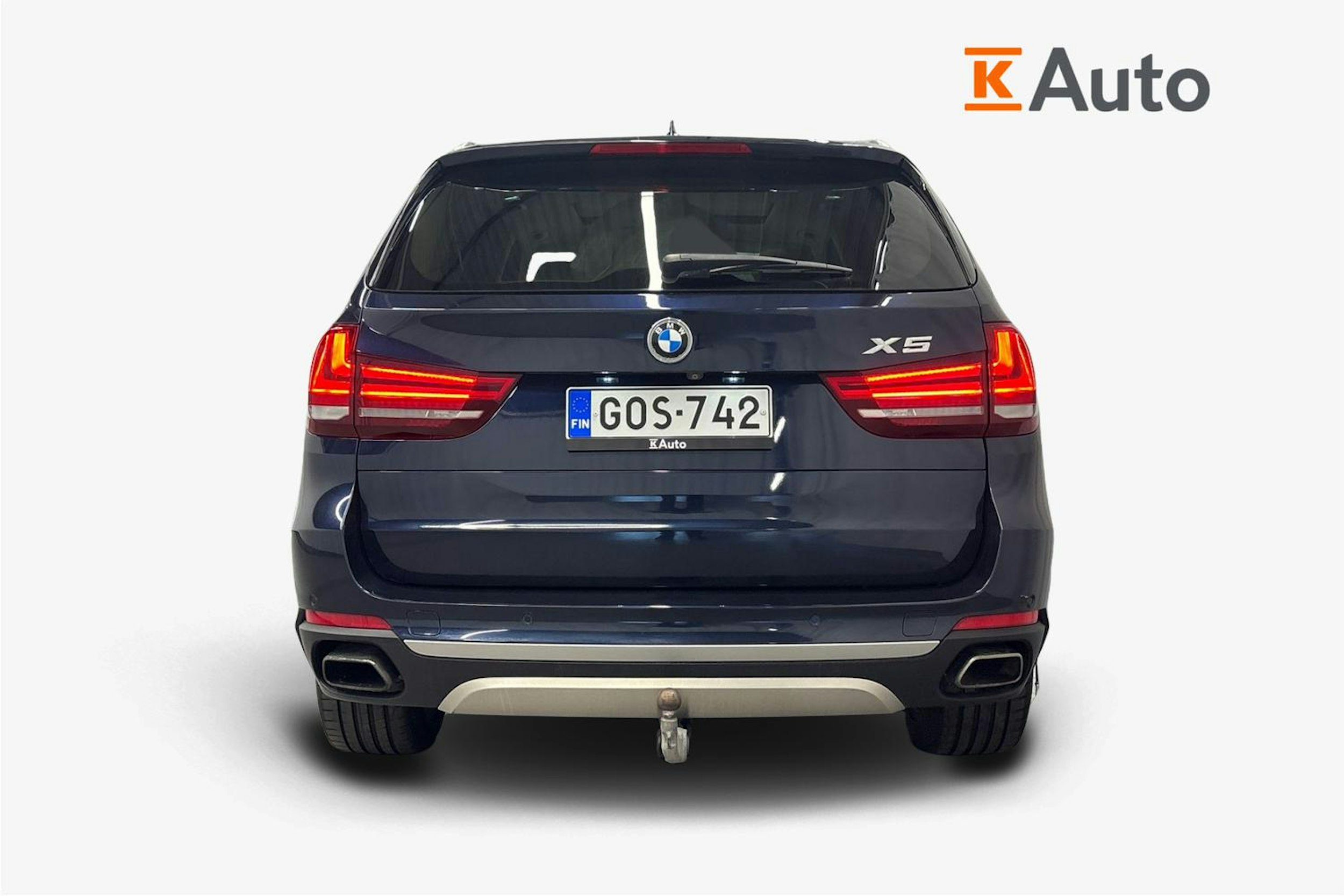 sininen BMW X5 2016 kuva 3.