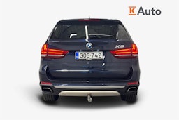 sininen BMW X5 2016 kuva 3.