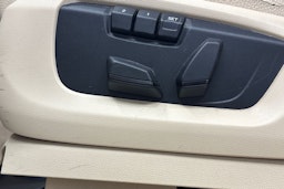 sininen BMW X5 2016 kuva 19.