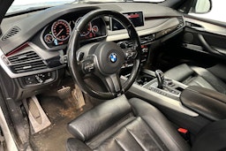 valkoinen BMW X5 2016 kuva 3.