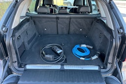 Harmaa BMW X5 2016 kuva 18.