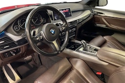 musta BMW X5 2016 kuva 7.